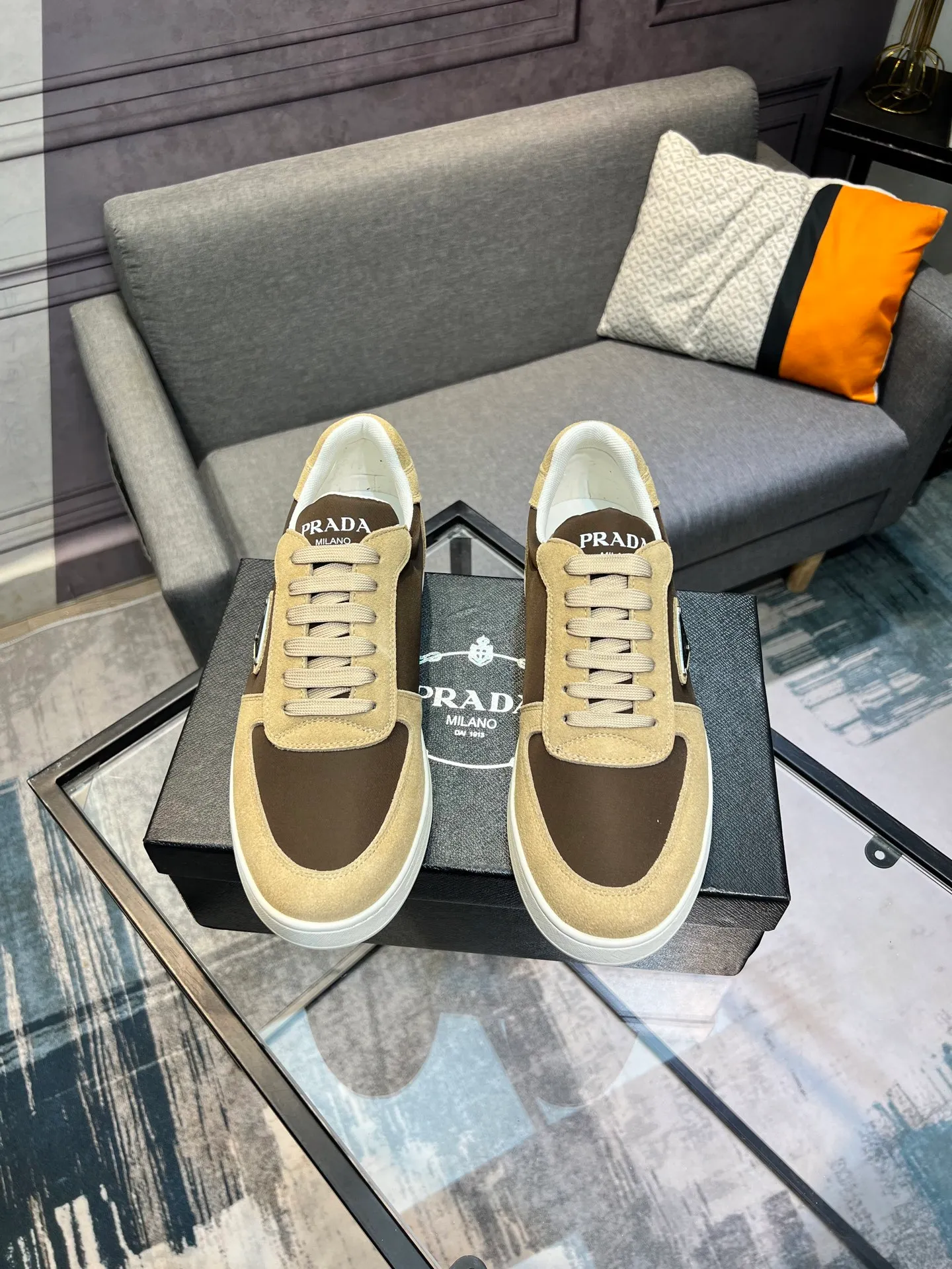 Men's men's shoes 💰440 [PRADA—Prada] latest model 🙈original replica! 👟👟👟Available here. The workmanship is top-notch. The upper is made of Italian 🇮🇹Imported calfskin. ❗️Breathable genuine leather lining @Suitable for travel. The original version has an enlarged engraved sole, making it suitable for all kinds of travels, showing low-key luxury. Let quality speak for itself. Color: Size: 38-44